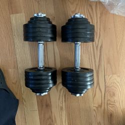 2 52lbs Adjustable Twist Off Metal Dumbbells 