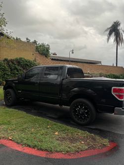 2013 Ford F-150 SuperCrew Cab Pickup Truck
