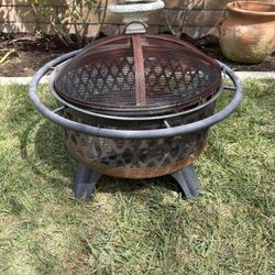 Outdoor Fire Pit with Grill Grate