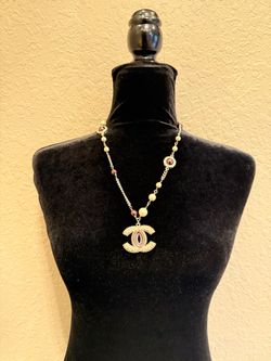 vintage pearl necklace