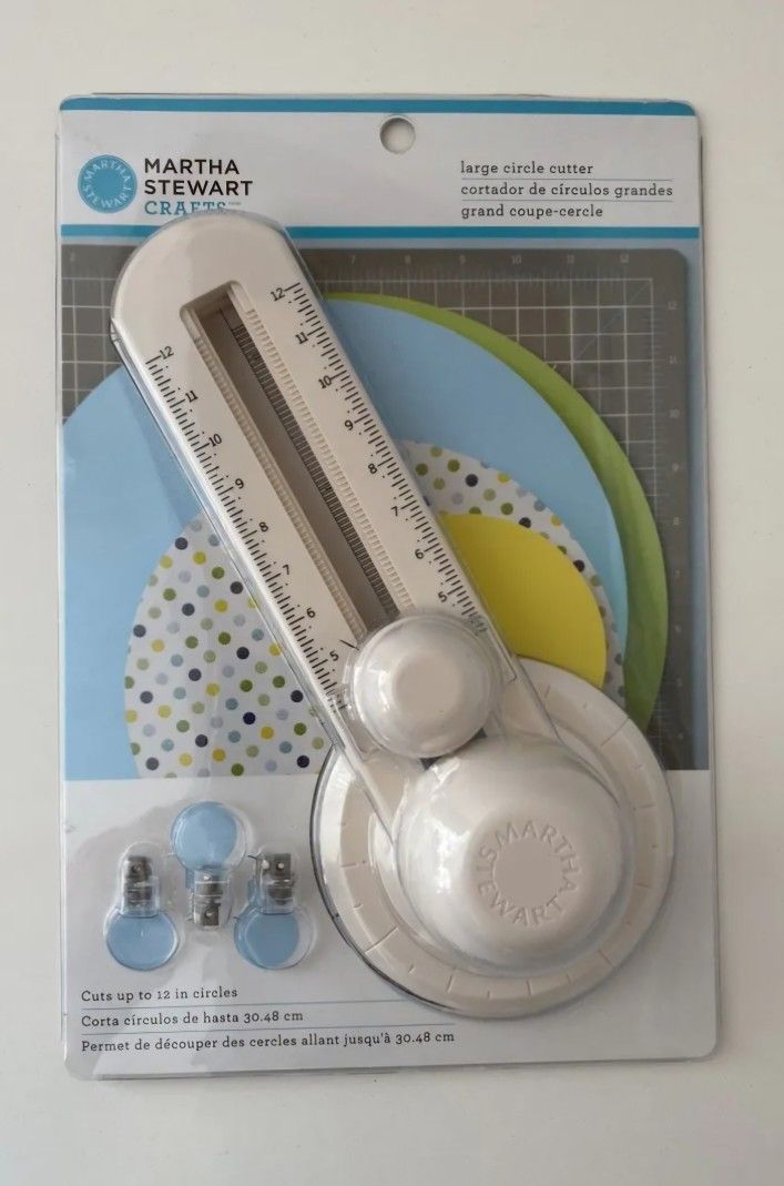 The cutter cuts perfect circles from 4" to 12" in diameter at 1/8" increments. Its double-sided blade allows for clockwise and counterclockwise cuttin