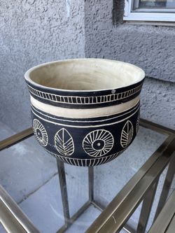 Handmade & Carved Pottery 