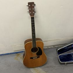 Martin D-35 Acoustic Guitar