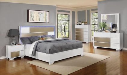 4-PCS Queen Bedroom Set in Offert (204741)