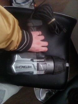 Hitachi Impact Wrench