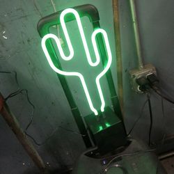Neon Shop Cactus Neon Lamp
