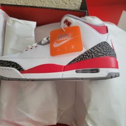 Jordan 3 Fire Red size 9,10,10.5,11 (NO TRADES PRICE IS FIRM)