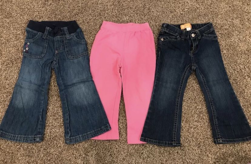Toddler Girls 2T /24 mth bottoms lot