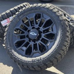 2025 22" Rims Wheels 35" Tires 8x180 GMC Sierra HD Chevy Silverado