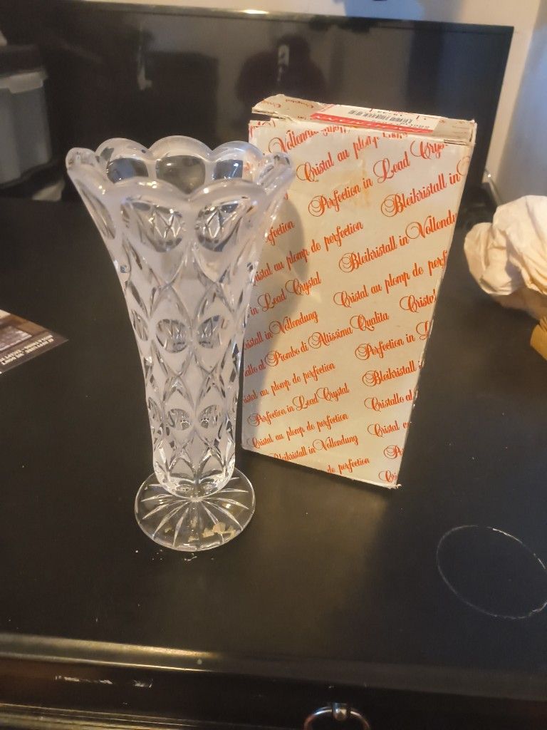 Vintage Crystal Cut Glass Vase with Etched Design and Starburst base