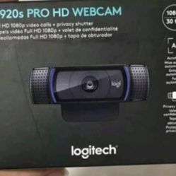 Logitech C920S HD Pro Webcam Full HD 1080p/30fps Video Calling - Black