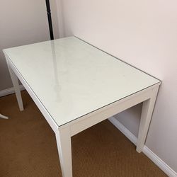 white work table (FREE)