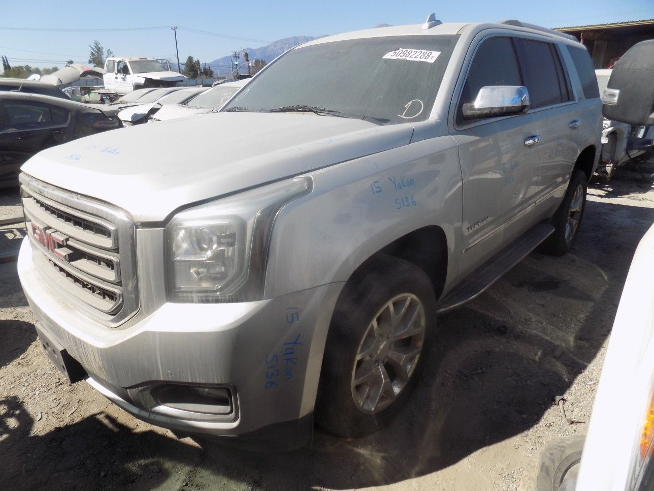 2015 GMC Yukon SLE (Parting Out)