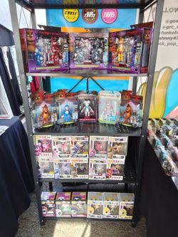 FIVE NIGHTS AT FREDDYS FIGURES & FUNKO POPS 