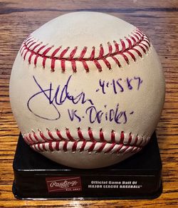 JUAN NIEVES SIGNED BASEBALL!