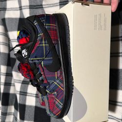 Nike Dunk Low SB ‘Nardwuar’