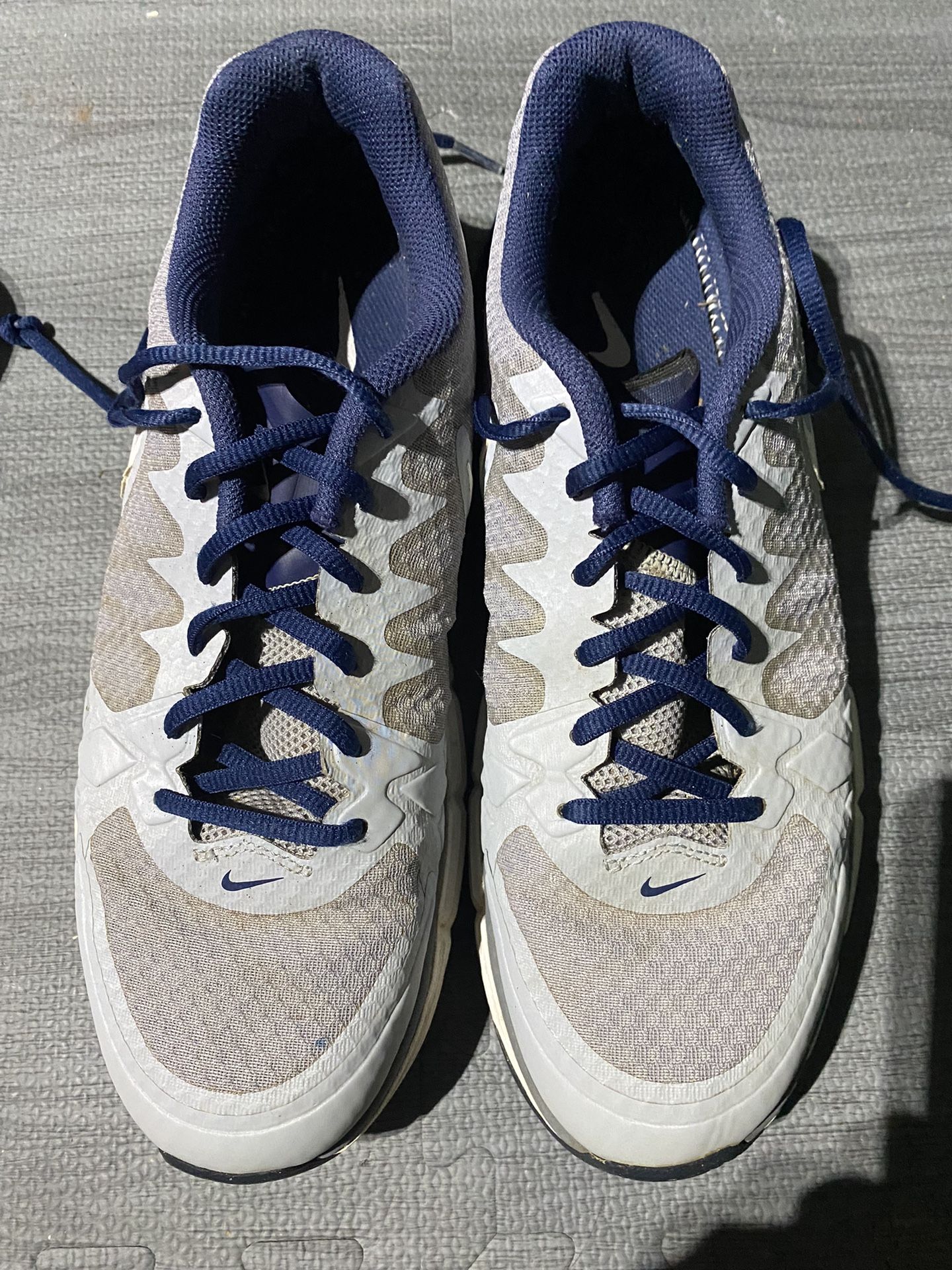 Nike Men’s Sneakers 