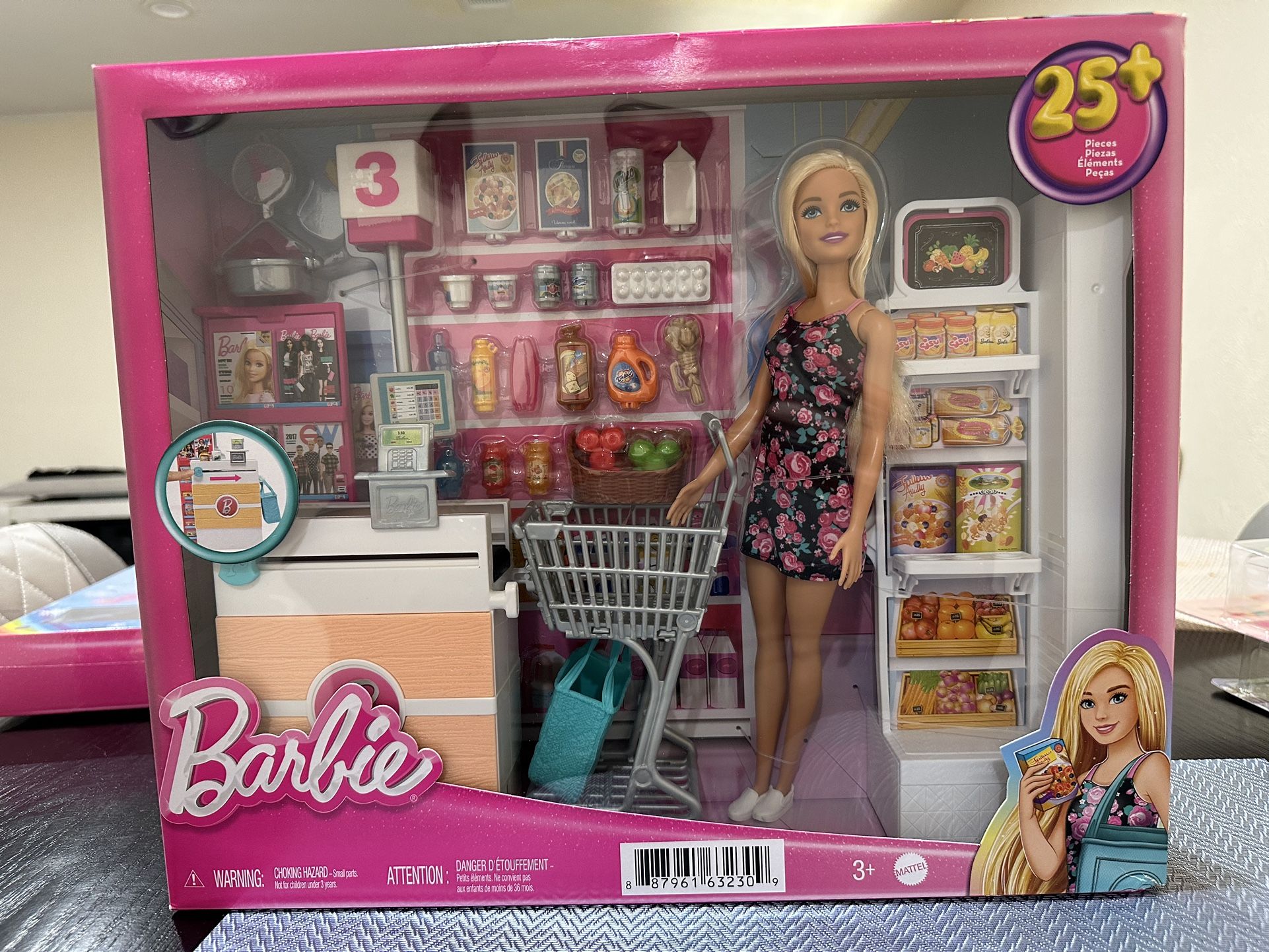 Barbie Shopping center