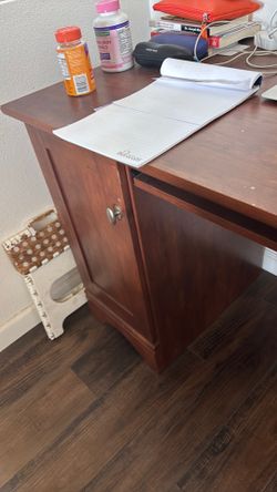 Beautiful study work desk with storage