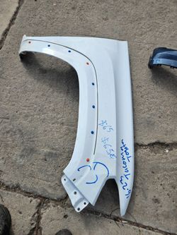 Toyota tacoma right fender oem