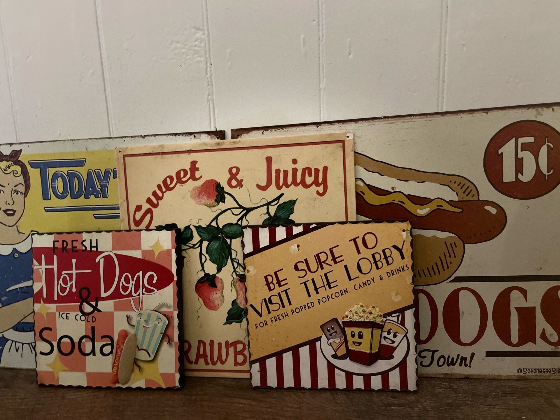 Retro Signs Set