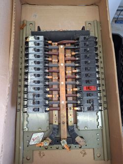 200 Amp Main Lug Panel with ITE circuit breakers 120/240 volt AC