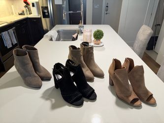 Shoes size 9