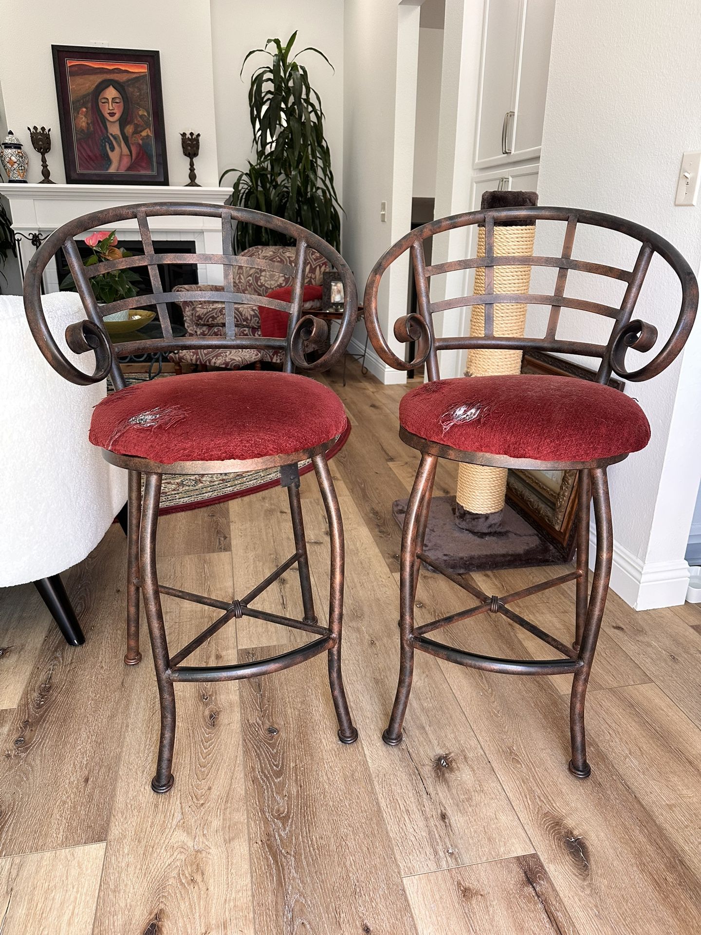 Free Bar Stools
