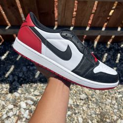 Jordan 1 Low Black Toe (Size 7.5, 11, 11.5)