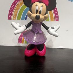 DISNEY MINNIE MOUSE 10 INCH LIGHT UP FIGURE! NEW CONDITION