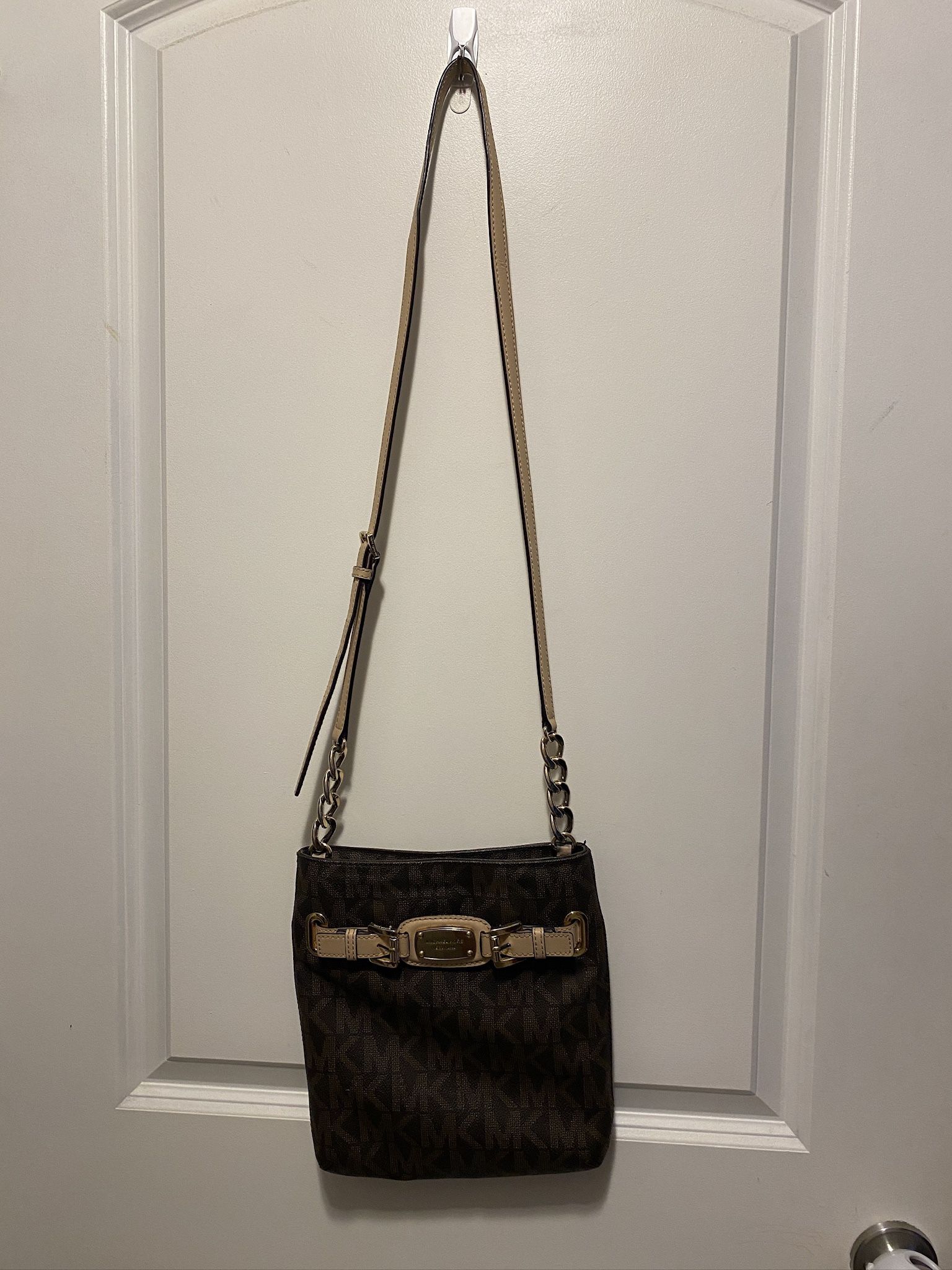 Michael kors crossbody used hotsell