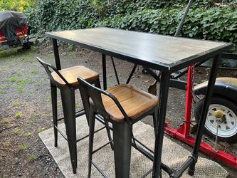 Tall table and chairs