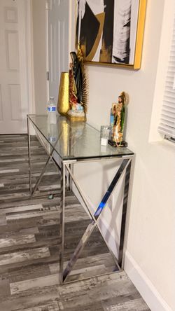Table entry glass