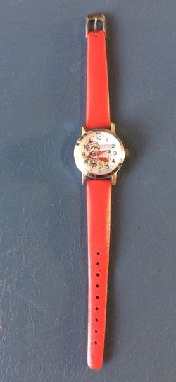 1983 Strawberry shortcake watch (needs battery)