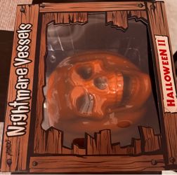 Nightmare Vessels Halloween II Skull Figure