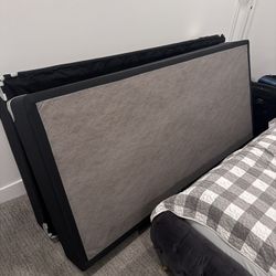 Free 2 twin Box Spring Like new 
