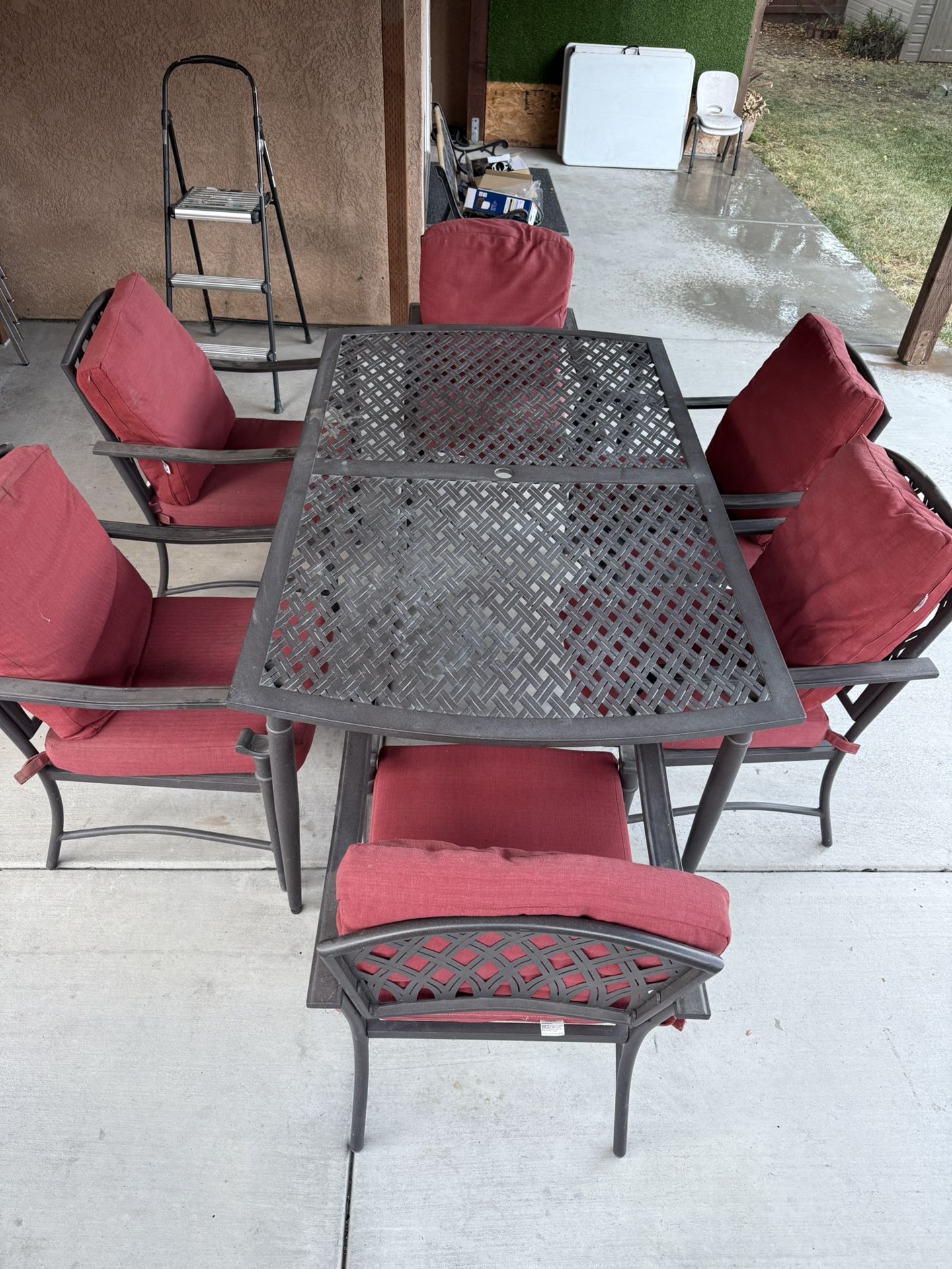 Outdoor Table And Chairs