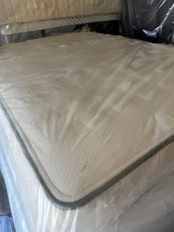 Full size bed mattress avocado extra firm mattress green natural latex wool cotton Serta Sealy helix Dreamcloud Casper beautyrest black Saatva Tempurp