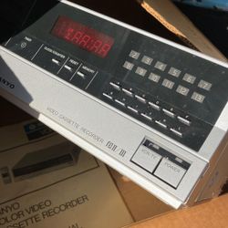 Sanyo Beta Movie Player Like New $150