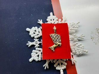 Yellow Gold 10k (.417) 1.4 grams