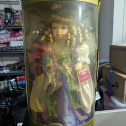 Cynthia Doll In Box Collectible Memories Genuine Porcelain Doll