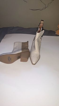 I’m selling boots