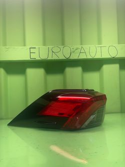2019 2020 2021 2022 2023 2024 Toyota Rav4 Rav-4 Left Driver Side Outer Quarter Panel Tail Light OEM