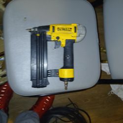 Dewalt Finishing Nail Gun 