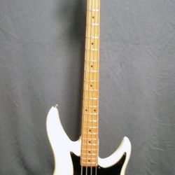 1983 Peavey Patriot Bass Guitar W/OEM Hard Case