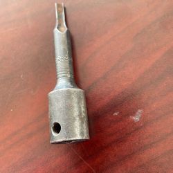 Vintage Apex Clutch Head Driver Socket