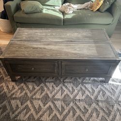 Lifting Coffee Table