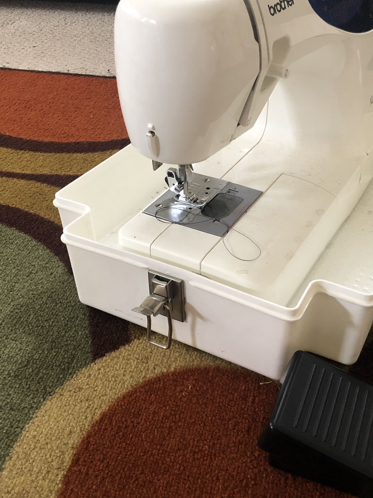 Brother xl 6562 sewing machine for Sale in Baltimore, MD OfferUp