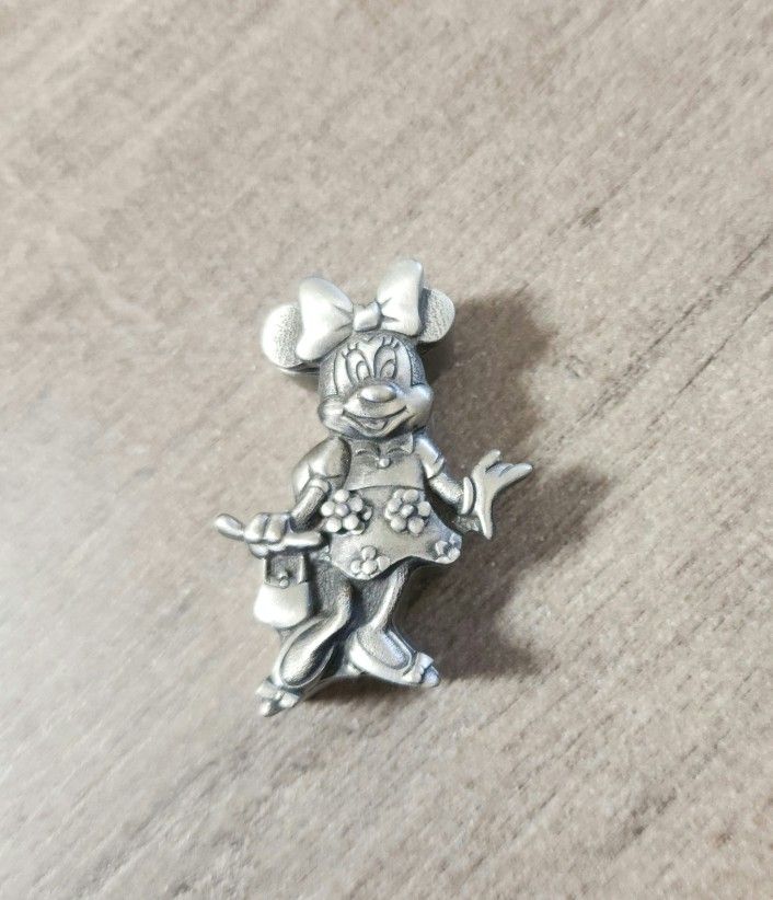 Unique Pewter Minnie Mouse Jewelry Set