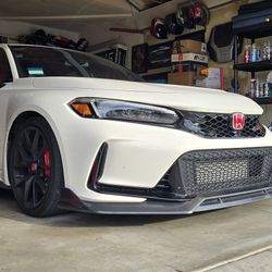 FL5 Type-R CTR Adro Carbon Fiber Body Kit: Spoiler, Lip, Diffuser, and Side Skirts 
